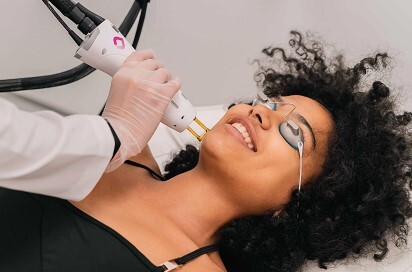 لیزر زیر بغل و بیکینی با کندلا؛ تجربه بدون درد و ماندگار